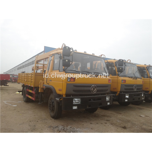 Truk derek Dongfeng merek 5 ton